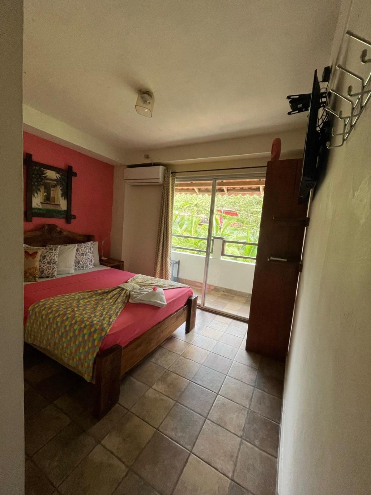 Hotel Y Restaurante Mama Ines Santa Catalina Ngoại thất bức ảnh