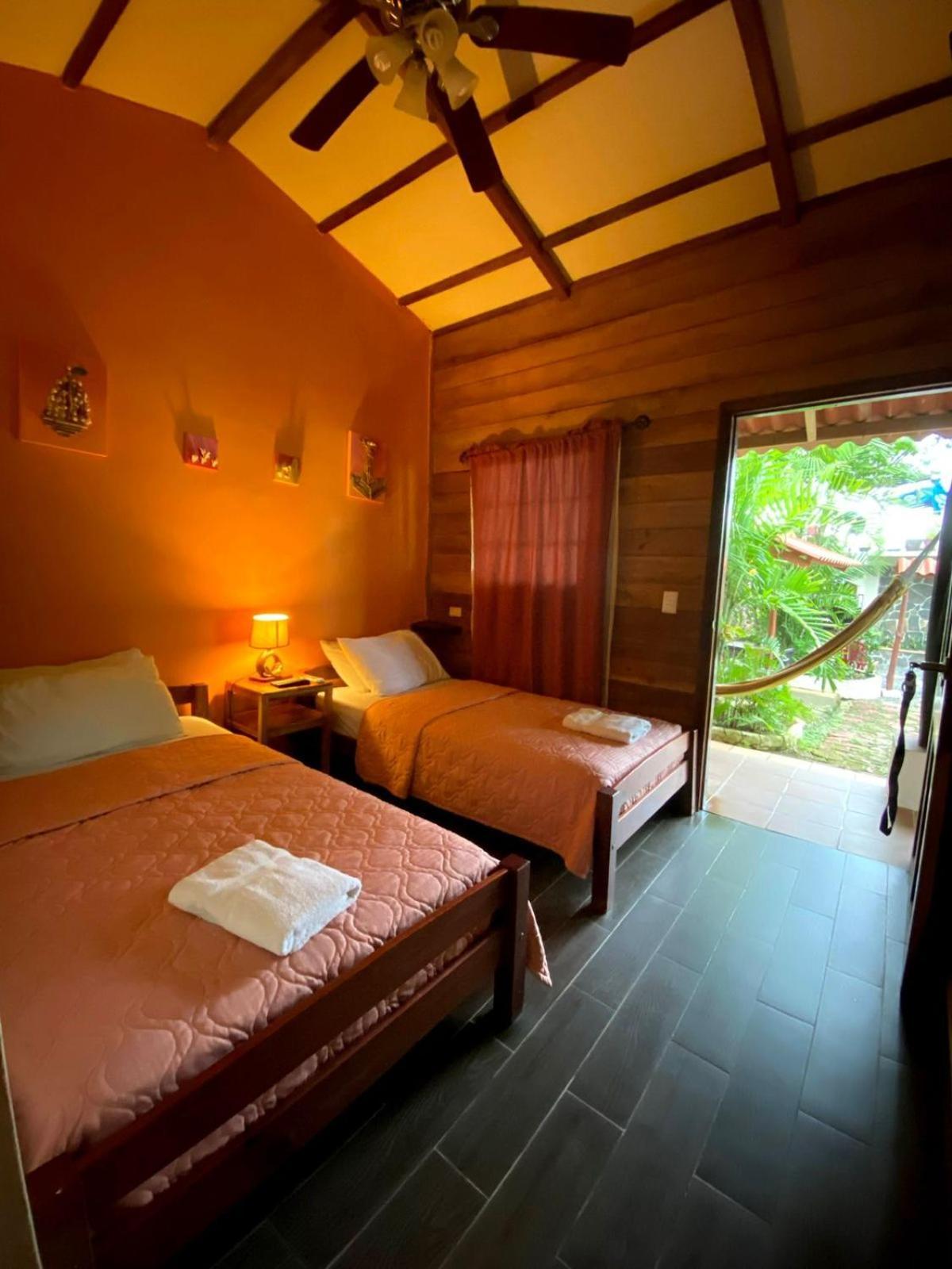 Hotel Y Restaurante Mama Ines Santa Catalina Ngoại thất bức ảnh